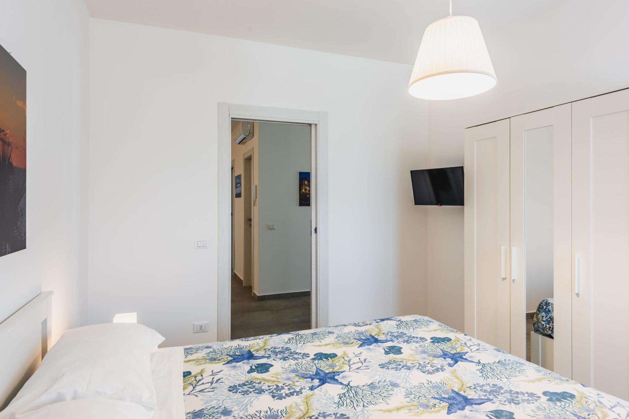 Etna Mare Apartments By Wonderful Italy 奥古斯塔 外观 照片