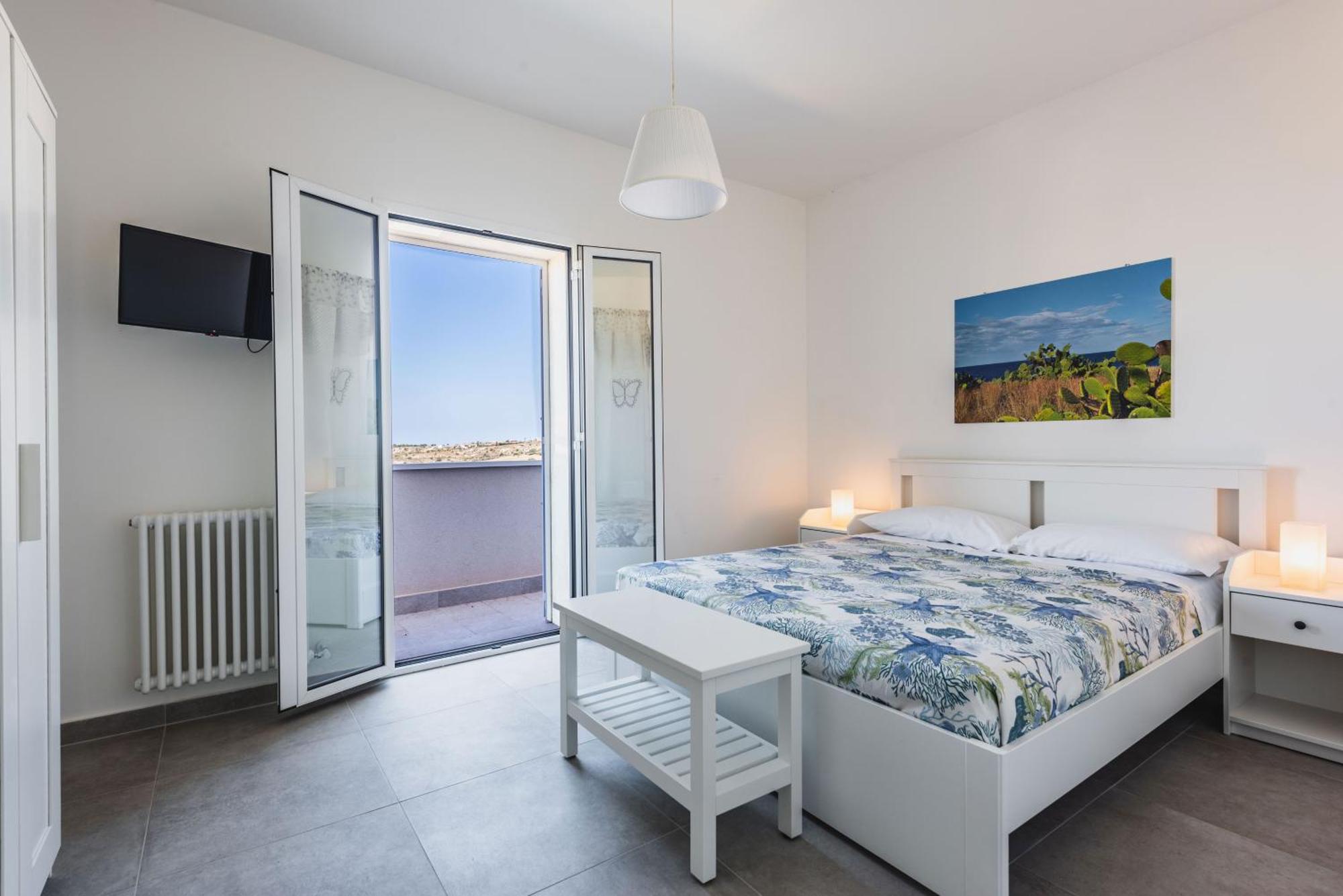 Etna Mare Apartments By Wonderful Italy 奥古斯塔 外观 照片