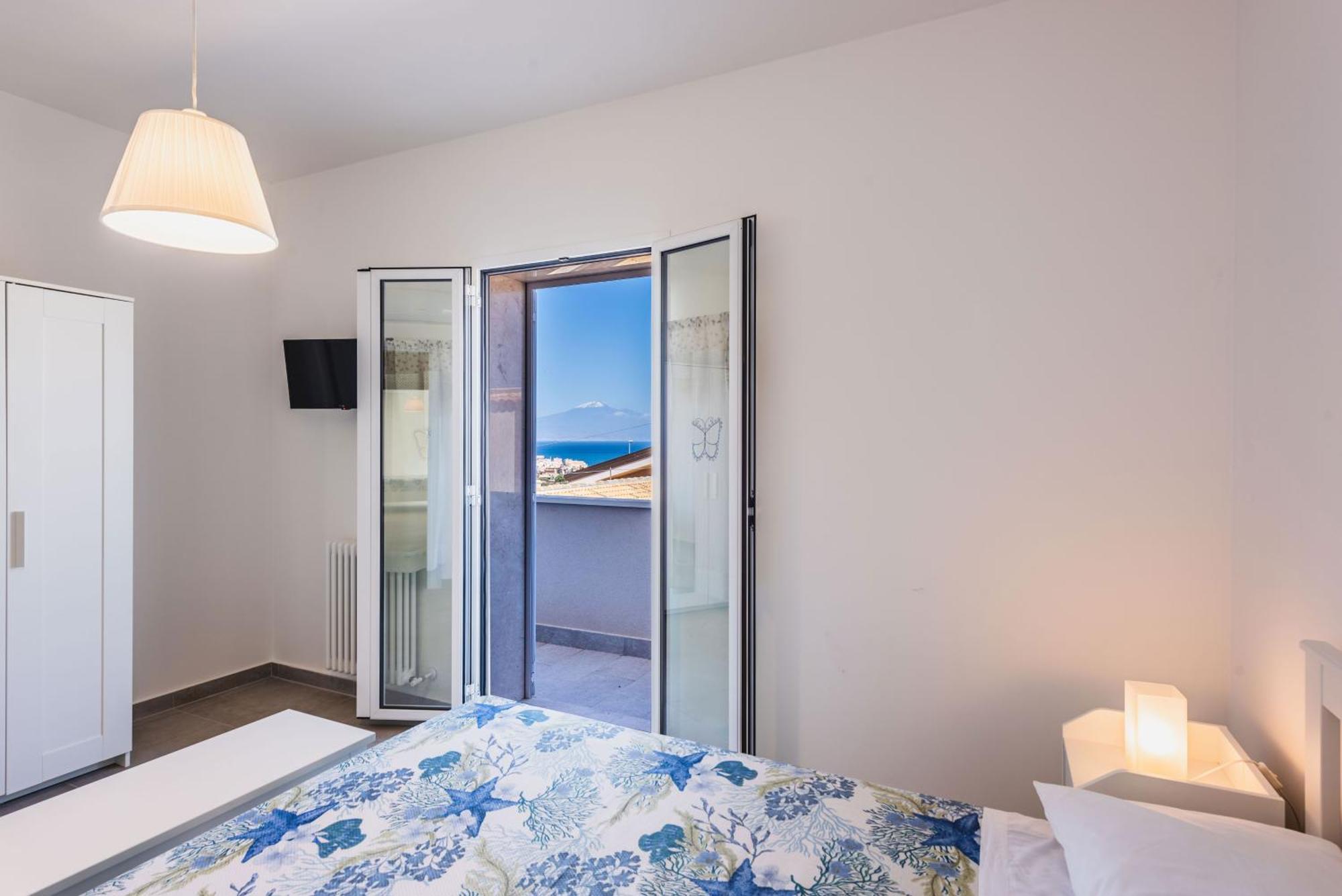Etna Mare Apartments By Wonderful Italy 奥古斯塔 外观 照片